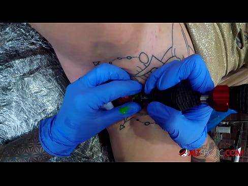 ❤️ Extremamente tatuada, a brasa Sully Savage fez uma tatuagem no seu clítoris ️❌ Porno vk em porno pt.marketapp.top ❌❤